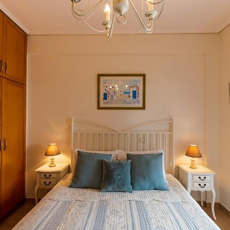 Barbati Seafront Luxury Suites エクステリア 写真